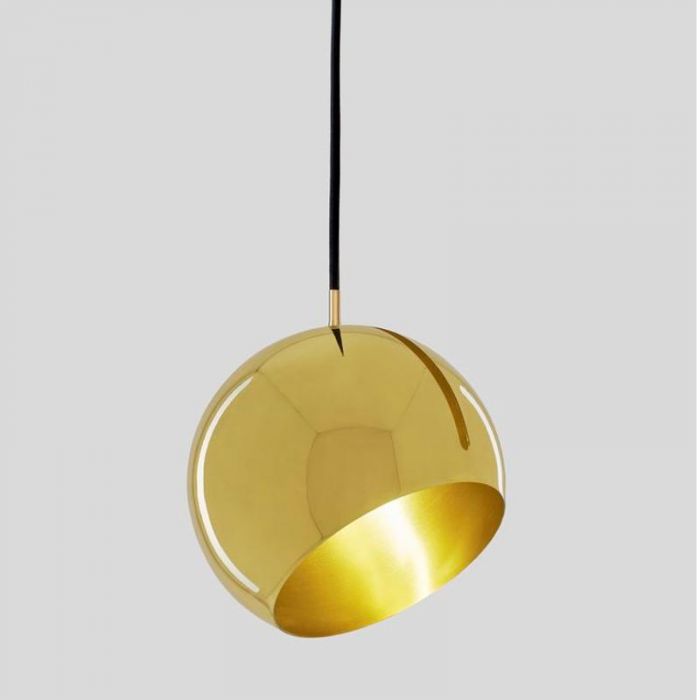 Nyta Tilt Globe Pendant Lighting gold/brass